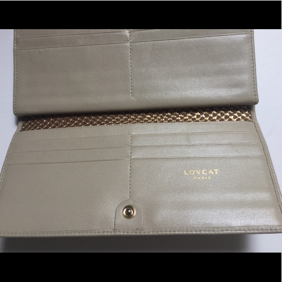 LOVECAT LEATHER TRIFOLD WALLET WITH SNAKE PRINT EUC - Picture 9 of 12